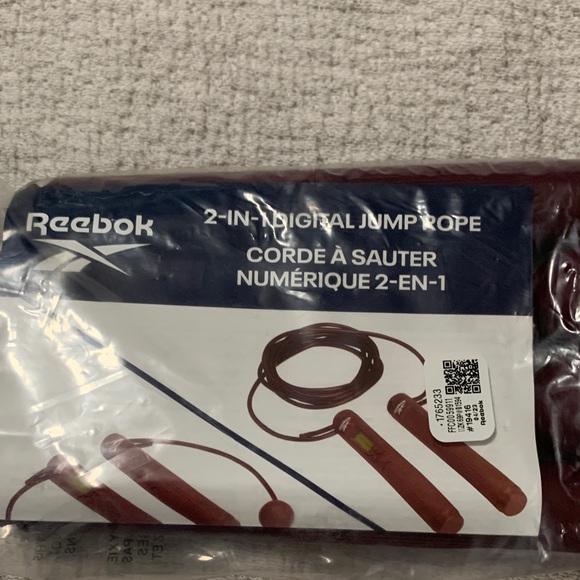 Reebok Other - Reebok 2-in-1 Digital Jump Rope - Red